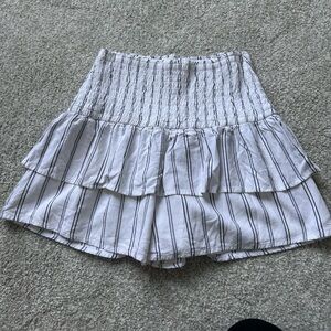 Abercrombie kids blue and white striped flowy shorts